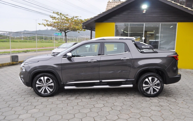 imagem-https://www.socarrao.com.br/sc-vehicle-images-prod/2540691/1789129849631-1a8fca31ce3b4286a0fa103f2fe6f016_1783618399774.jpg