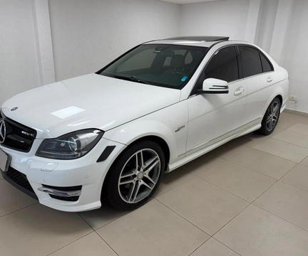 Mercedes-Benz C-250 2013 Branco — foto 1 de 3