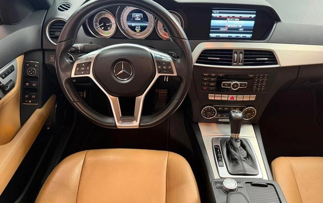 imagem-https://www.socarrao.com.br/sc-vehicle-images-prod/2540798/1783792057330-8264745_10_B_b7603a4135.jpeg