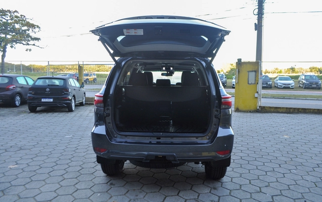 imagem-https://www.socarrao.com.br/sc-vehicle-images-prod/2540919/1787144515099-10874741e8984fc5b069104742aec8c9_1783619158090.jpg