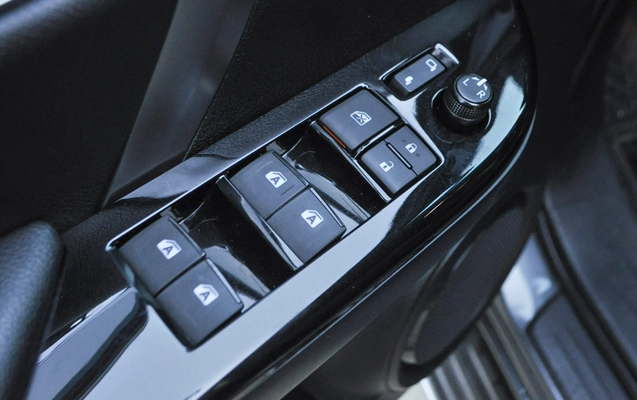 imagem-https://www.socarrao.com.br/sc-vehicle-images-prod/2540919/1787144515100-c221fd343596433ba679f969e1a965a7_1783619158100.jpg