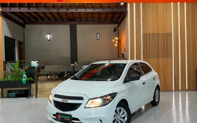 imagem-https://www.socarrao.com.br/sc-vehicle-images-prod/2541037/1783624191555-vehicle_image_1783624143_8d25fcfb28414ee64773072c9d66d9b0.jpeg