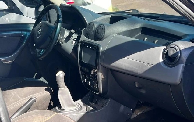 imagem-https://www.socarrao.com.br/sc-vehicle-images-prod/2541202/1786065372914-8264881_0_B_b2cb0b8397.jpeg