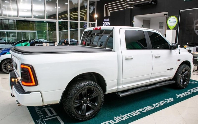 imagem-https://www.socarrao.com.br/sc-vehicle-images-prod/2541485/1788959628047-8234257_5_B_86c67589a3.jpeg