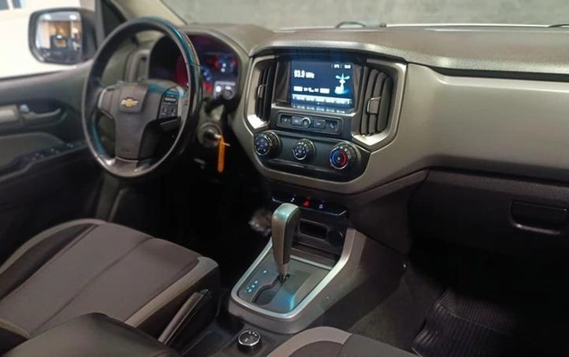 imagem-https://www.socarrao.com.br/sc-vehicle-images-prod/2541729/1783693068021-8209838_6_B_9f783abe3b.jpeg