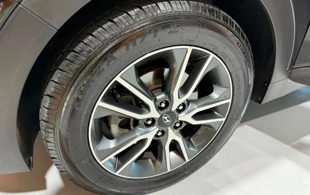 imagem-https://www.socarrao.com.br/sc-vehicle-images-prod/2541764/1783626392664-vehicle_image_1783626381_13600919f291030e4f388c69c4e357f2.jpeg
