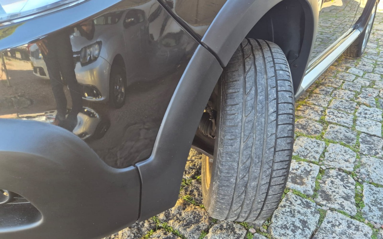 imagem-https://www.socarrao.com.br/sc-vehicle-images-prod/2541909/1783627001879-V2hhdHNBcHAgSW1hZ2UgMjAyNi0wNy0wOCBhdCAxMS40MC40Ny5qcGVn.jpeg