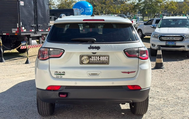 imagem-https://www.socarrao.com.br/sc-vehicle-images-prod/2542071/1784987252543-fa4fe9e9-0750-466e-88e5-28da001e0f30.jpg