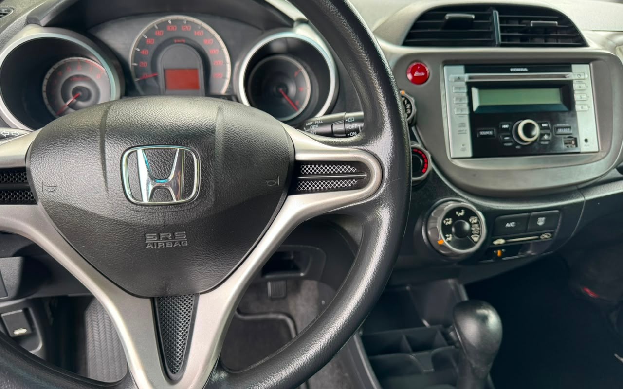 imagem-https://www.socarrao.com.br/sc-vehicle-images-prod/2542072/1783627587057-V2hhdHNBcHAgSW1hZ2UgMjAyNi0wNy0wOSBhdCAxNC40Ny4wMi5qcGVn.jpeg