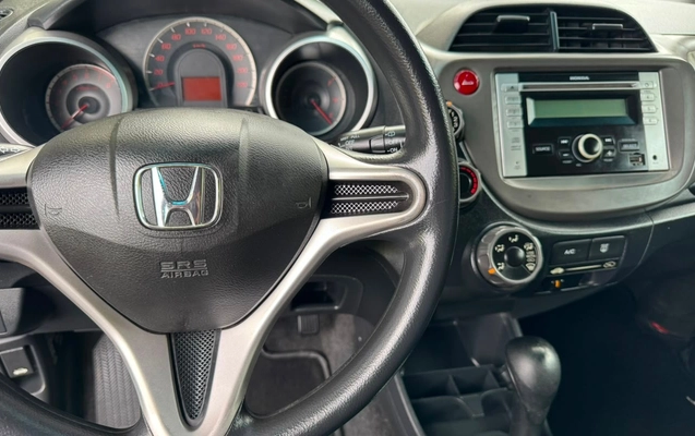 imagem-https://www.socarrao.com.br/sc-vehicle-images-prod/2542072/1783627587057-V2hhdHNBcHAgSW1hZ2UgMjAyNi0wNy0wOSBhdCAxNC40Ny4wMi5qcGVn.jpeg