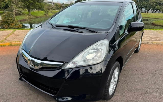 imagem-https://www.socarrao.com.br/sc-vehicle-images-prod/2542072/1783627587272-V2hhdHNBcHAgSW1hZ2UgMjAyNi0wNy0wOSBhdCAxNC40Ni41Ny5qcGVn.jpeg