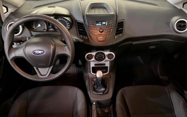 imagem-https://www.socarrao.com.br/sc-vehicle-images-prod/2542246/1786975313232-8224185_6_B_02409abc50.jpeg