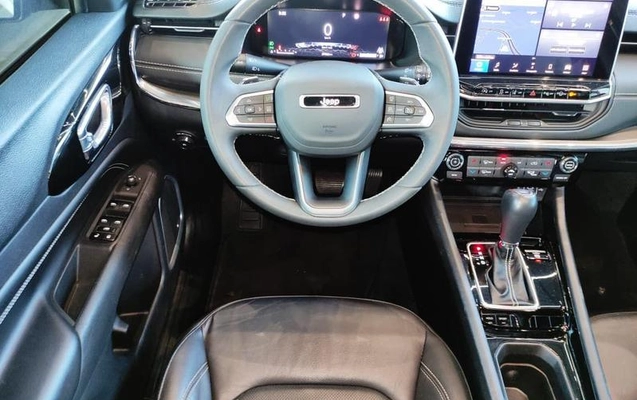 imagem-https://www.socarrao.com.br/sc-vehicle-images-prod/2542353/1788615082090-8261927_6_B_f5bf3262fc.jpeg