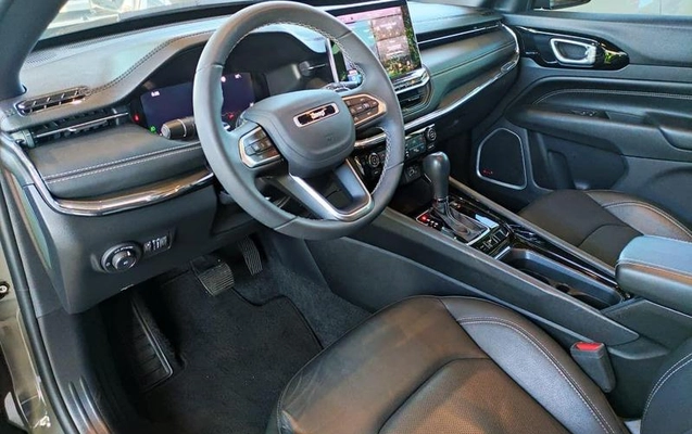 imagem-https://www.socarrao.com.br/sc-vehicle-images-prod/2542353/1788615082091-8261927_1_B_afec9e5d82.jpeg