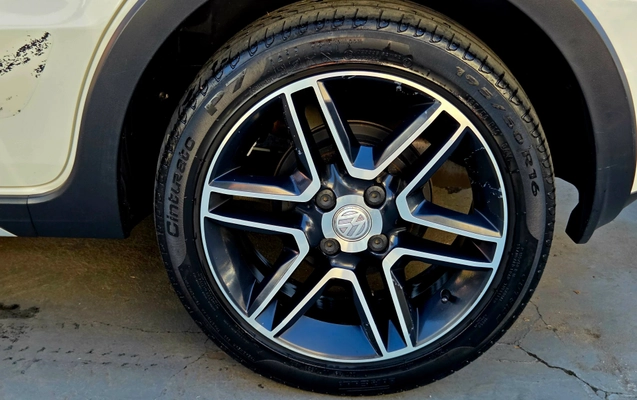 imagem-https://www.socarrao.com.br/sc-vehicle-images-prod/2542647/1783629537536-5eabf8cd-82d5-43db-bd93-8ac7bcf24c0a.jpg