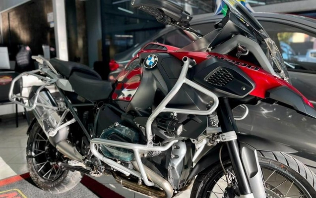 imagem-https://www.socarrao.com.br/sc-vehicle-images-prod/2542791/1783631637177-8254407_3_B_41baf4f609.jpeg