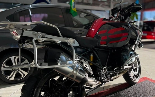 imagem-https://www.socarrao.com.br/sc-vehicle-images-prod/2542791/1783631637180-8254407_3_B_3656049aa5.jpeg