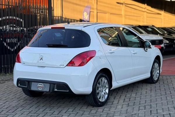 imagem-https://www.socarrao.com.br/sc-vehicle-images-prod/2542871/1785961828267-8261185_3_B_a0eb71cdc8.jpeg