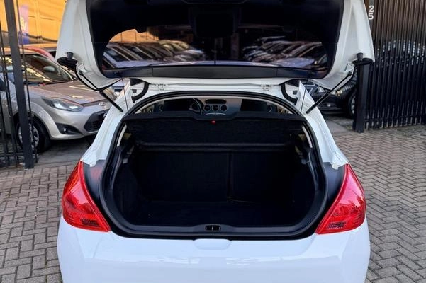 imagem-https://www.socarrao.com.br/sc-vehicle-images-prod/2542871/1785961828268-8261185_6_B_32645c9882.jpeg