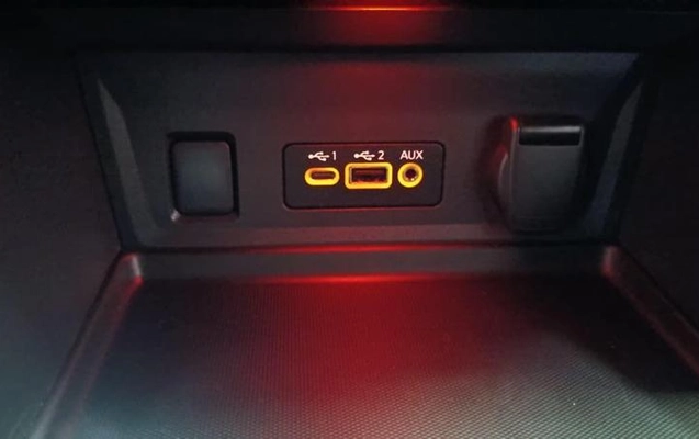 imagem-https://www.socarrao.com.br/sc-vehicle-images-prod/2542888/1783630352956-8192978_10_B_1384f103fd.jpeg