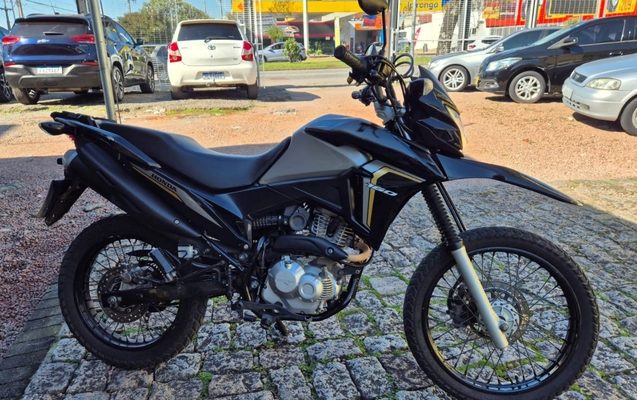 imagem-https://www.socarrao.com.br/sc-vehicle-images-prod/2542951/1783630518256-V2hhdHNBcHAgSW1hZ2UgMjAyNi0wNy0wOSBhdCAxMS4xNi41Ny5qcGVn.jpeg