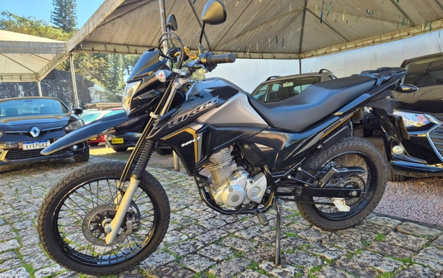 imagem-https://www.socarrao.com.br/sc-vehicle-images-prod/2542951/1783630518636-V2hhdHNBcHAgSW1hZ2UgMjAyNi0wNy0wOSBhdCAxMS4xNi41OCAoMikuanBlZw.jpeg