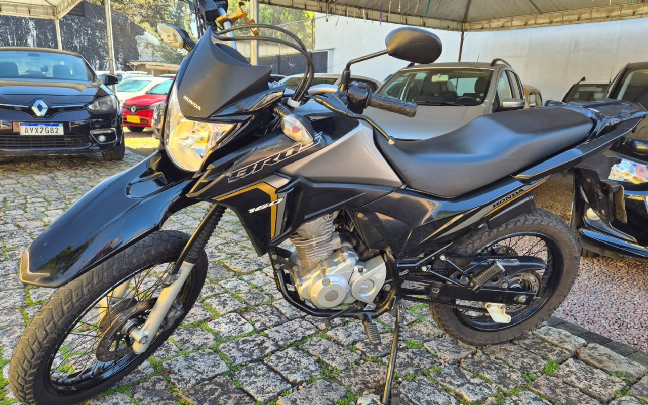 imagem-https://www.socarrao.com.br/sc-vehicle-images-prod/2542951/1783630519857-V2hhdHNBcHAgSW1hZ2UgMjAyNi0wNy0wOSBhdCAxMS4xNy4wMC5qcGVn.jpeg