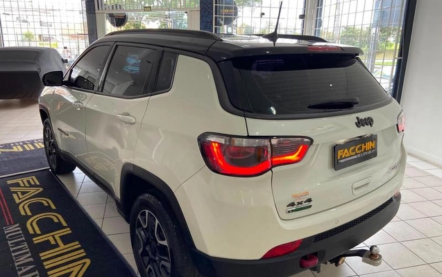 imagem-https://www.socarrao.com.br/sc-vehicle-images-prod/2543098/1789150274687-8265521_0_B_fa6382d3e2.jpeg