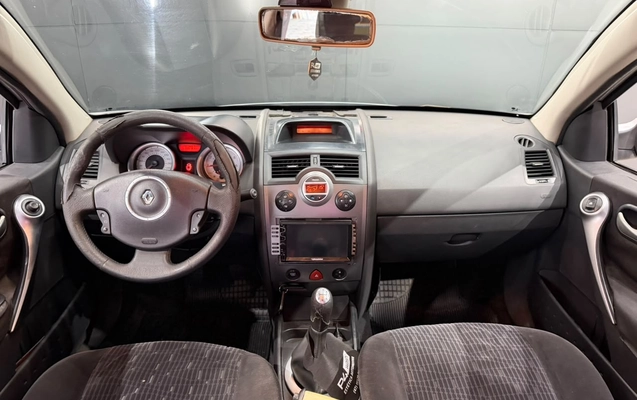 imagem-https://www.socarrao.com.br/sc-vehicle-images-prod/2543122/1787257403929-003_b7a7c3d698bbf5d01bd90ccc912c417b.jpeg