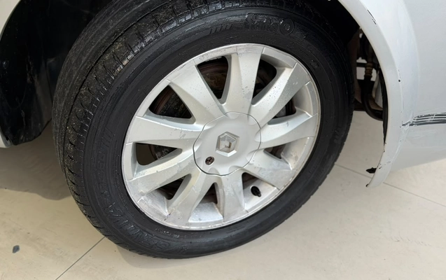 imagem-https://www.socarrao.com.br/sc-vehicle-images-prod/2543122/1787257403934-003_651931bb6654c9a354fb2b478171500f.jpeg