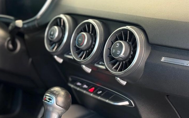 imagem-https://www.socarrao.com.br/sc-vehicle-images-prod/2543573/1788968805949-8265540_14_B_6b11badd82.jpeg