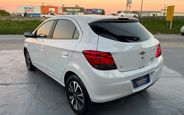 imagem-https://www.socarrao.com.br/sc-vehicle-images-prod/2543823/1785865977339-b52f969f2aae4993a506956a80d769bc_1783543419100.jpg