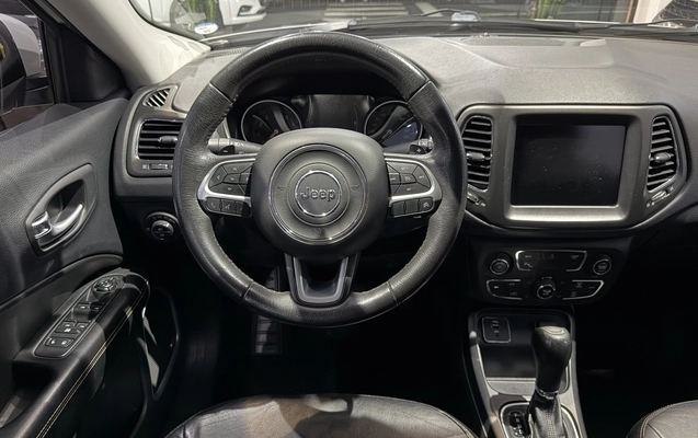 imagem-https://www.socarrao.com.br/sc-vehicle-images-prod/2546750/1783646363375-6_101850.jpg