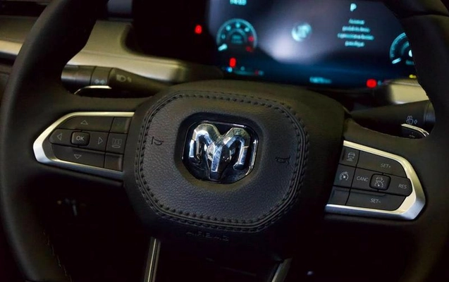 imagem-https://www.socarrao.com.br/sc-vehicle-images-prod/2553086/1790024520904-7841213_12_B_a60a9e0a34.jpeg
