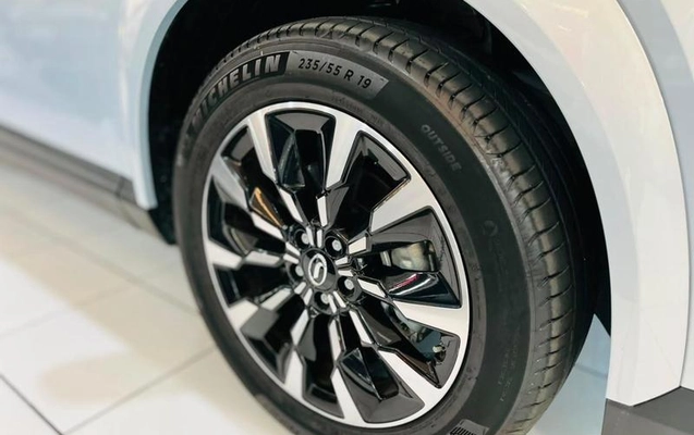 imagem-https://www.socarrao.com.br/sc-vehicle-images-prod/2553551/1788893628657-8261040_7_B_76382d5c7a.jpeg