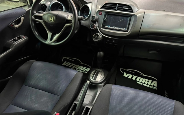 imagem-https://www.socarrao.com.br/sc-vehicle-images-prod/2553992/1783687809200-444df17ba2c840349f8ce62051ad5427_1783618601927.jpg