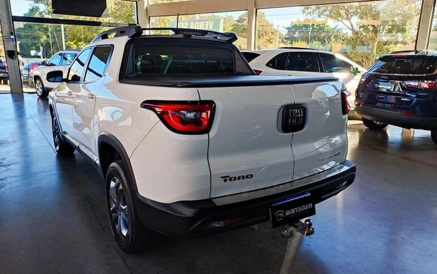 imagem-https://www.socarrao.com.br/sc-vehicle-images-prod/2554117/1790013508006-8262810_1_B_b07349d966.jpeg
