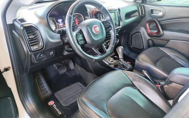 imagem-https://www.socarrao.com.br/sc-vehicle-images-prod/2554117/1790013508013-8262810_2_B_f5366f73e8.jpeg