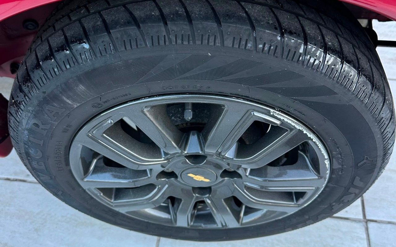 imagem-https://www.socarrao.com.br/sc-vehicle-images-prod/2554216/1784292060921-NzViM2MwOWItOTkwZC00ZTM5LTg3YWYtOTQwOGMxZmU0MWQ1LmpwZw.jpg