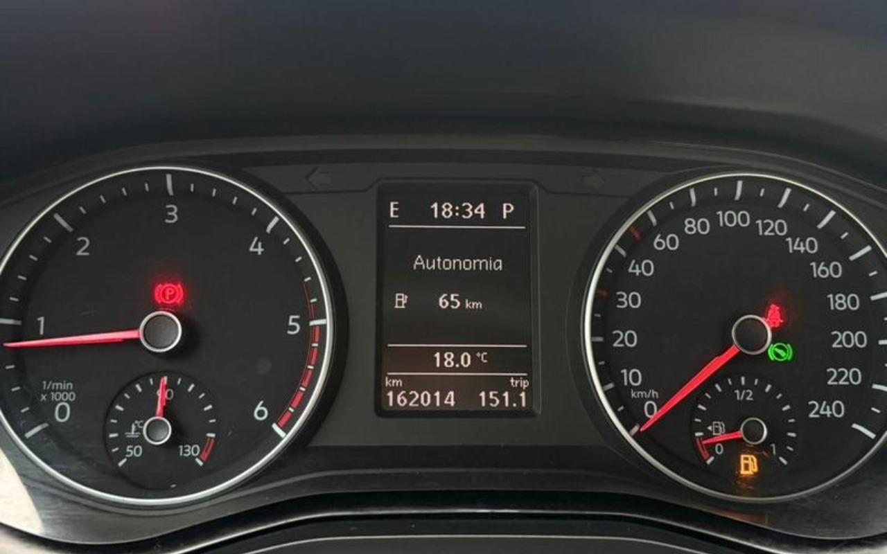 imagem-https://www.socarrao.com.br/sc-vehicle-images-prod/2554345/1783689051834-ODIyOTUxOV8wX0JfODY4MzdkYjc1Zi5qcGVn.jpeg