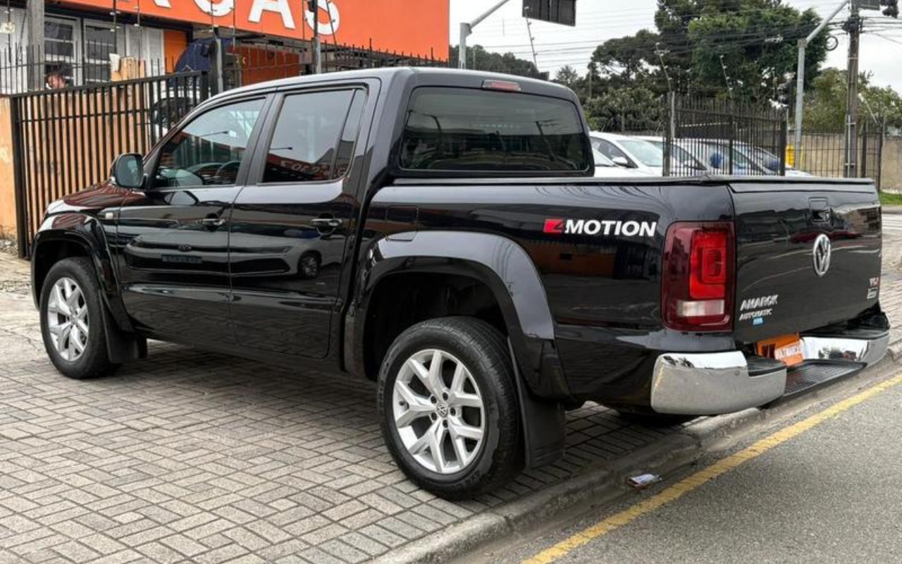 imagem-https://www.socarrao.com.br/sc-vehicle-images-prod/2554345/1783689053216-ODIyOTUxOV8xN19CX2VmNWMwYzYzY2MuanBlZw.jpeg