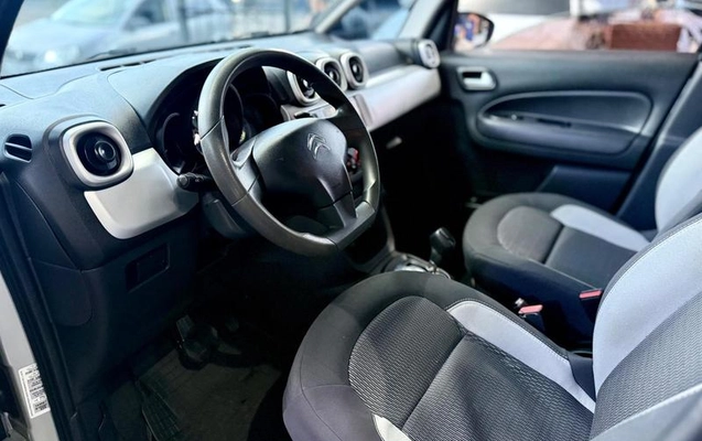 imagem-https://www.socarrao.com.br/sc-vehicle-images-prod/2554908/1788874089012-7382724_7_B_dba3878c5e.jpeg