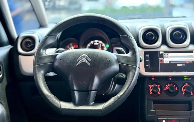 imagem-https://www.socarrao.com.br/sc-vehicle-images-prod/2554908/1788874089019-7382724_10_B_5e6d80f90d.jpeg