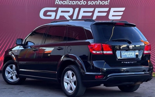 imagem-https://www.socarrao.com.br/sc-vehicle-images-prod/2555047/1789069008860-8224374_5_B_394c18297d.jpeg