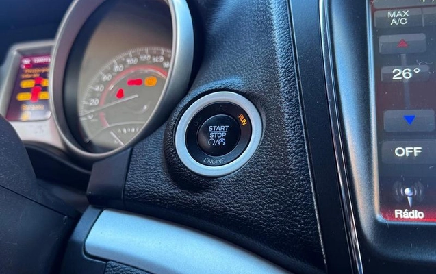 imagem-https://www.socarrao.com.br/sc-vehicle-images-prod/2555047/1789069008875-8224374_15_B_72fc523635.jpeg