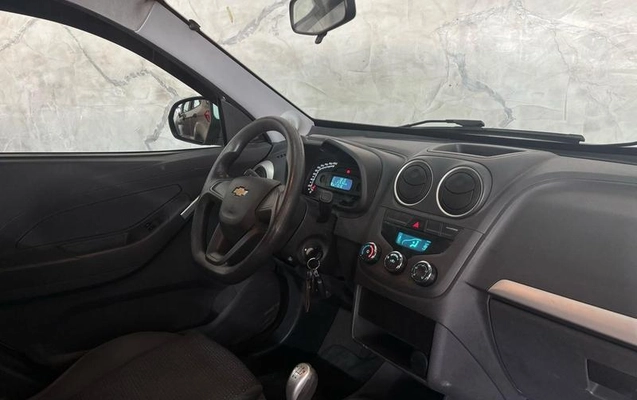 imagem-https://www.socarrao.com.br/sc-vehicle-images-prod/2555196/1789138364994-6974552_0_B_3cd28bc5e8.jpeg