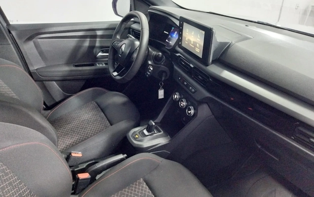 imagem-https://www.socarrao.com.br/sc-vehicle-images-prod/2555328/1788523738943-pmzwkhKljAqJUbKhyThdHHcERmUQxOqz.jpg