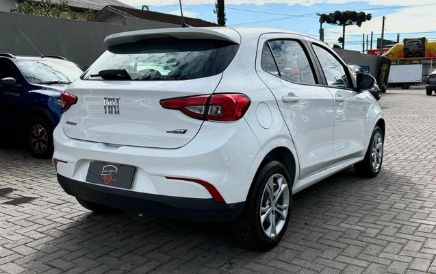 imagem-https://www.socarrao.com.br/sc-vehicle-images-prod/2555713/1784379792993-8242871_1_B_8fc8259a13.jpeg