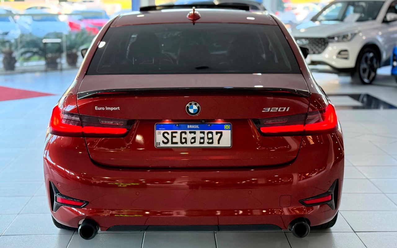 imagem-https://www.socarrao.com.br/sc-vehicle-images-prod/2555832/1783693679824-ZDQ1ZTEzMmItN2NhYS00Yzc2LWIxNWUtZWJmMWY0NzNjNTAwLmpwZWc.jpeg