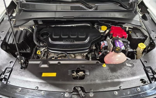 imagem-https://www.socarrao.com.br/sc-vehicle-images-prod/2556228/1786042928992-8263691_15_B_fe84898e0f.jpeg